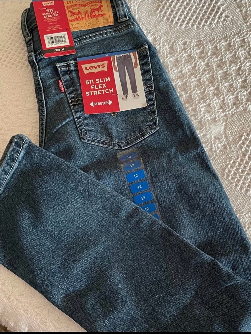 Levi's 511 Slim Flex Stretch Jeans in dark blue wash